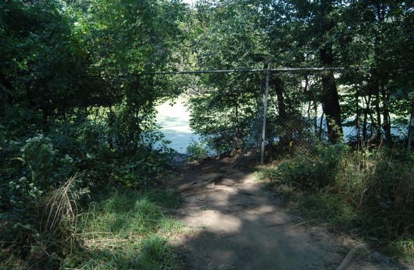 pond: Bachelor's Grove Cemetery