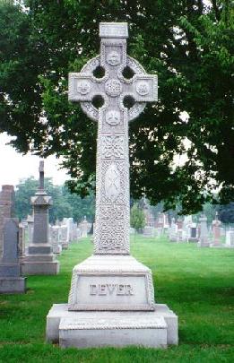 Calvary Catholic Cemetery: Mayor William Dever