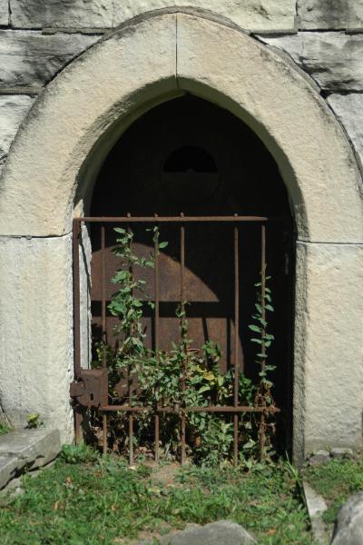 Half Mausoleum Forest Home Cemetery