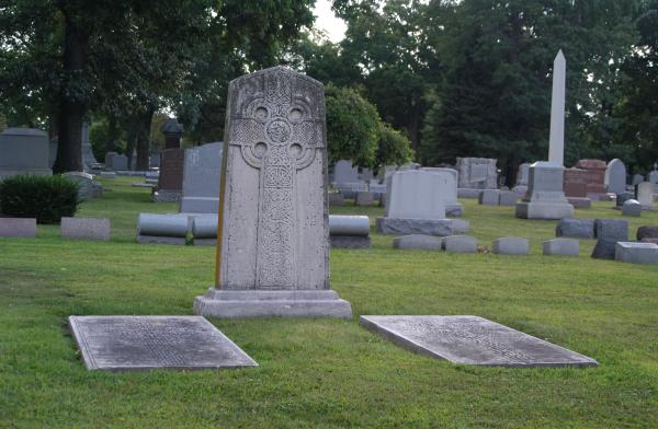 Erskine Richardson: Forest Home Cemetery