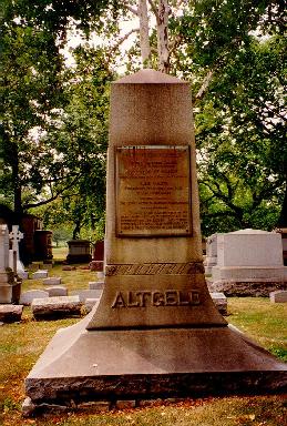 Graceland Cemetery: Governor John Peter Altgeld
