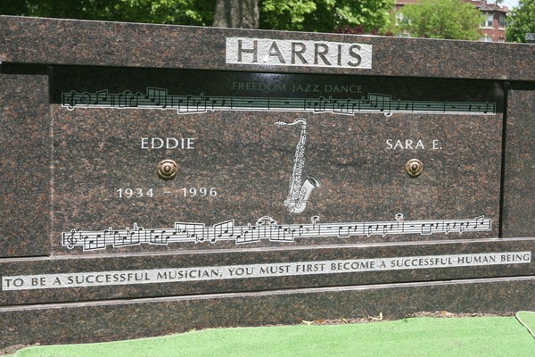 Oak Woods Cemetery: Eddie Harris: Musician