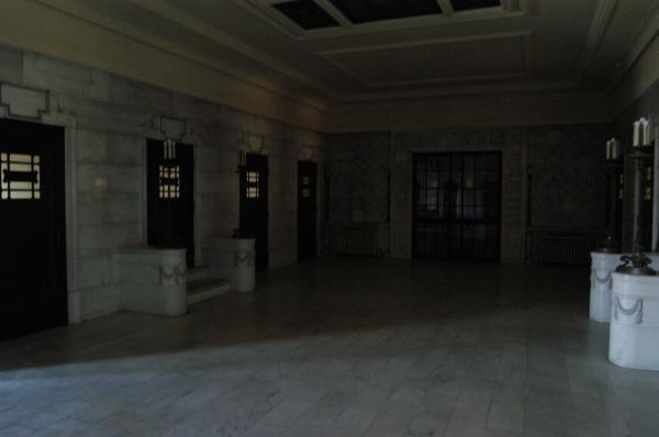 Rosehill Cemetery and Mausoleum:Above the Main Entrance