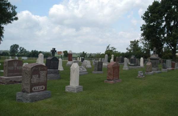 St James Cemetery, Sauk Village:looking west