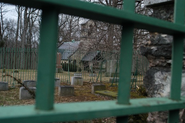 Elkhart Cemetery: