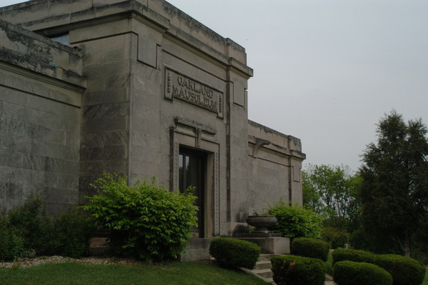 Oakland Cemetery, Woodstock: