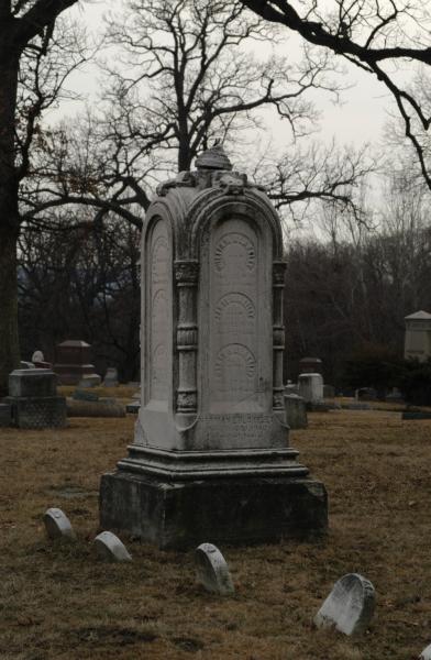 Springdale Cemetery, Peoria: