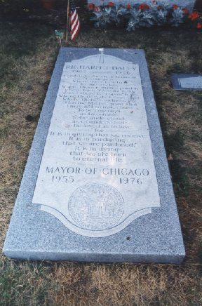 Holy Sepulchre Catholic Cemetery: Mayor Richard J. Daley 