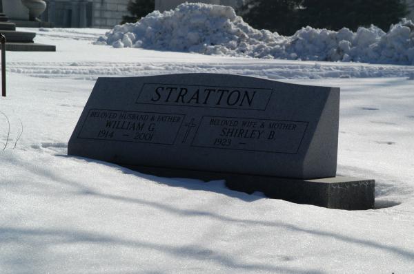 Rosehill Cemetery and Mausoleum: Governor William Stratton